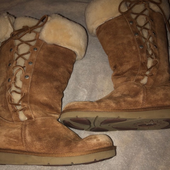 UGG Upside Boots - Picture 2 of 8